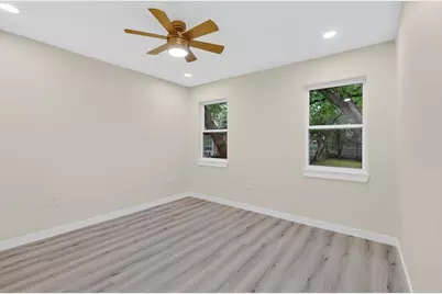 1103 N Sherman Street, Ennis, TX 75119 - Photo 23