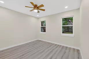 1103 N Sherman St, Ennis, TX 75119 - Photo 23