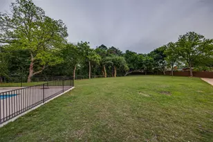 2400 Timbercreek Dr, Plano, TX 75075 - Photo 23