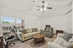 828 Sunflower Ct, Aledo, TX 76008 - Photo 13