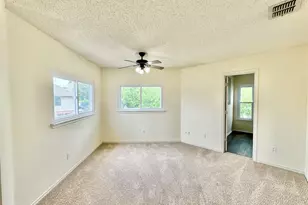 3165 Spyglass Dr, Grand Prairie, TX 75052 - Photo 21