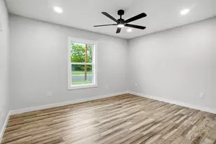 317 S Walker St, Mesquite, TX 75149 - Photo 17