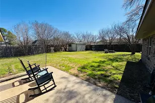 305 S 1st St, Crandall, TX 75114 - Photo 37