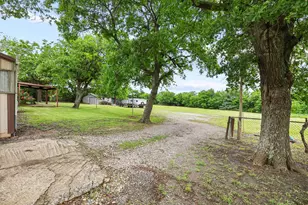506 Fm 816, Wolfe City, TX 75496 - Photo 5