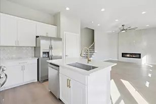 113 Church St, Waxahachie, TX 75165 - Photo 3