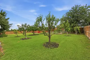 1316 Durango Springs Dr, Fort Worth, TX 76052 - Photo 37