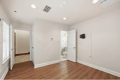 1020 Pavillion Street, Dallas, TX 75204 - Photo 27