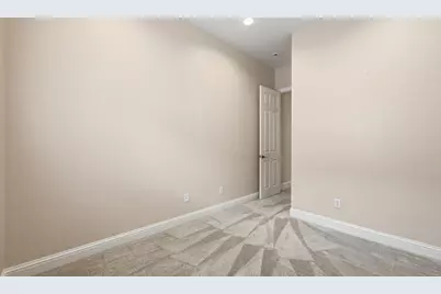 1020 Pavillion Street, Dallas, TX 75204 - Photo 33
