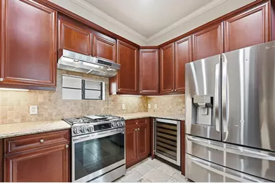 1020 Pavillion Street, Dallas, TX 75204 - Photo 11