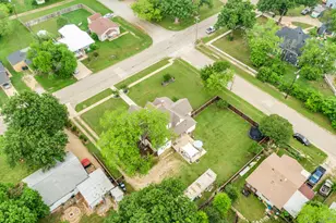 603 Highland Ave, Waxahachie, TX 75165 - Photo 37