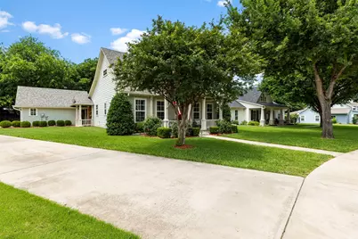 106 Dove Meadow Lane, Glen Rose, TX 76043 - Photo 3