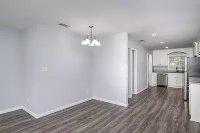1110 N Ross Avenue, Sherman, TX 75090 - Photo 9