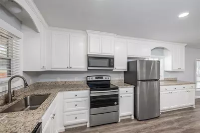 1110 N Ross Avenue, Sherman, TX 75090 - Photo 13