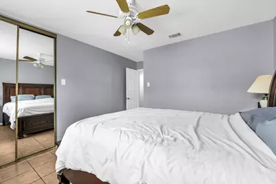 1302 Speight Avenue, Waco, TX 76706 - Photo 13