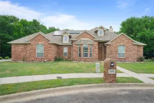 1620 Linda Dr, Sherman, TX 75090 - Photo 1