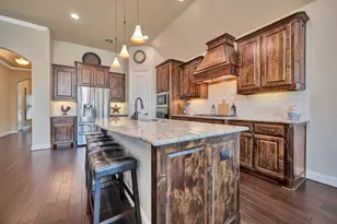 2822 Exeter Dr, Trophy Club, TX 76262 - Photo 11