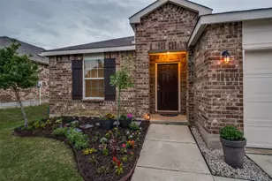 1720 Trace Dr, Aubrey, TX 76227 - Photo 1