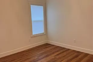 410 S Hannaford St, Granbury, TX 76048 - Photo 13