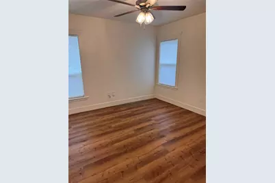 410 S Hannaford Street, Granbury, TX 76048 - Photo 21