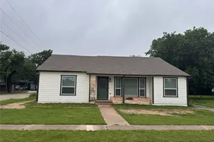 410 S Hannaford St, Granbury, TX 76048 - Photo 3