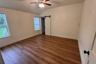 410 S Hannaford St, Granbury, TX 76048 - Photo 17