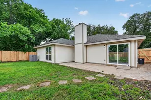 2832 Red Oak Dr, Grand Prairie, TX 75052 - Photo 31