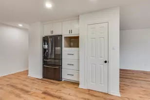 2720 E Seeton Rd, Grand Prairie, TX 75054 - Photo 9
