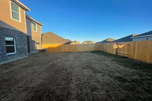 312 Lone Wolf Trl, Fort Worth, TX 76120 - Photo 17