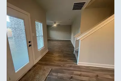 312 Lone Wolf Trail, Fort Worth, TX 76120 - Photo 9