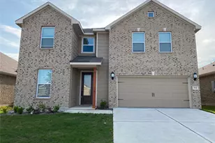 312 Lone Wolf Trl, Fort Worth, TX 76120 - Photo 3