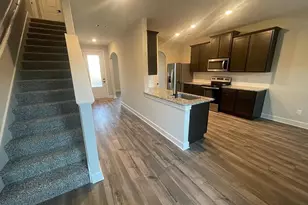 312 Lone Wolf Trl, Fort Worth, TX 76120 - Photo 9