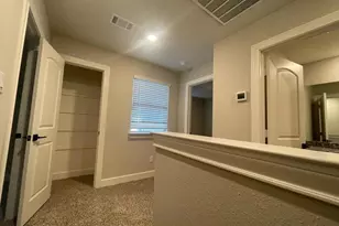 312 Lone Wolf Trl, Fort Worth, TX 76120 - Photo 25