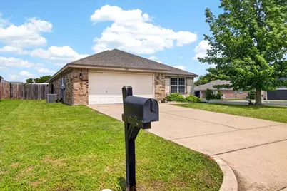 621 Apple Cross Drive, Robinson, TX 76706 - Photo 3