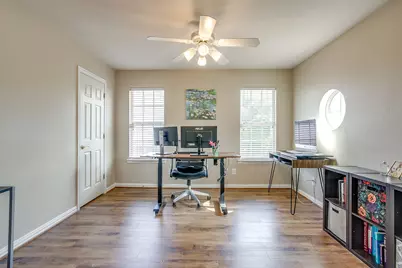 912 Thomas Crossing Drive, Fort Worth, TX 76028 - Photo 31