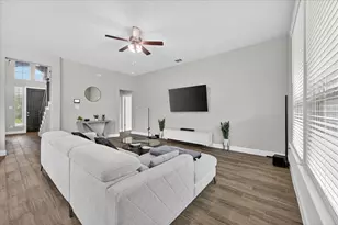 3668 Walnut Rdg Dr, Grand Prairie, TX 76065 - Photo 5