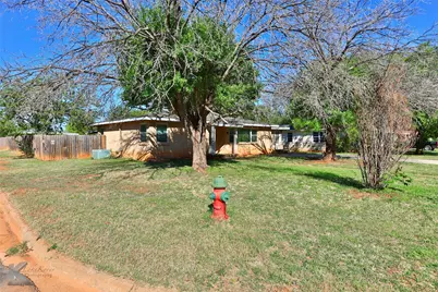 1066 Westridge Drive, Abilene, TX 79605 - Photo 3