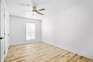 2729 Hurstview Dr, Hurst, TX 76054 - Photo 15