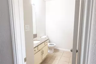 2558 Slaton Dr, Grand Prairie, TX 75052 - Photo 11