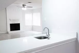 2558 Slaton Dr, Grand Prairie, TX 75052 - Photo 13