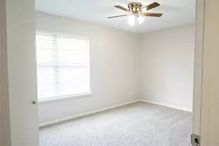 2558 Slaton Dr, Grand Prairie, TX 75052 - Photo 19