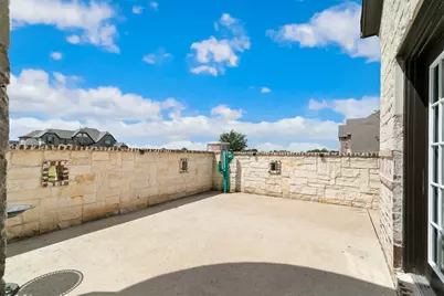 4245 Waterstone Estates Drive, McKinney, TX 75071 - Photo 5