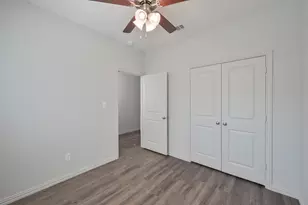 1728 E Powell Ave, Fort Worth, TX 76104 - Photo 13