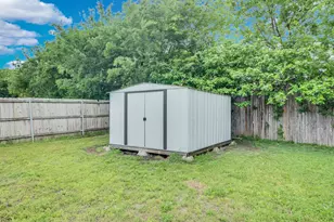 313 Shadow Bend Dr, Red Oak, TX 75154 - Photo 25