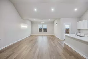 493 Hocking Hls Dr, Waxahachie, TX 75165 - Photo 15