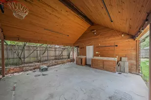 3031 Lela St, Irving, TX 75061 - Photo 35