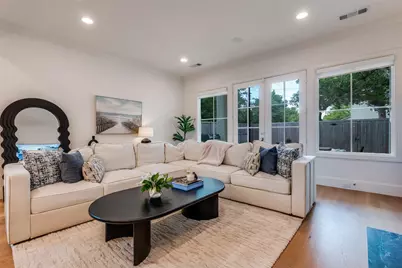 5803 Martel Avenue, Dallas, TX 75206 - Photo 9
