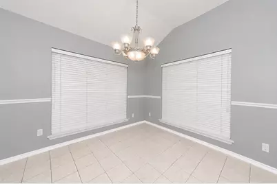 2230 Park Hurst Drive, Arlington, TX 76001 - Photo 17