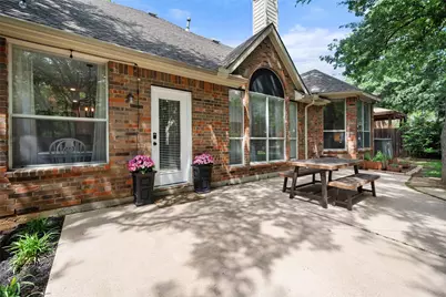 2014 Marie Weldon Lane, Arlington, TX 76001 - Photo 33