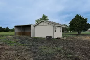 339 Meadow Ln, Red Oak, TX 75154 - Photo 27