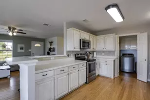339 Meadow Ln, Red Oak, TX 75154 - Photo 11